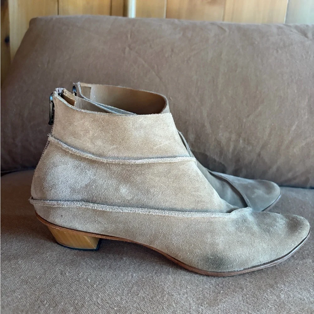 Cydwoq Projection Vintage Boots in Suede